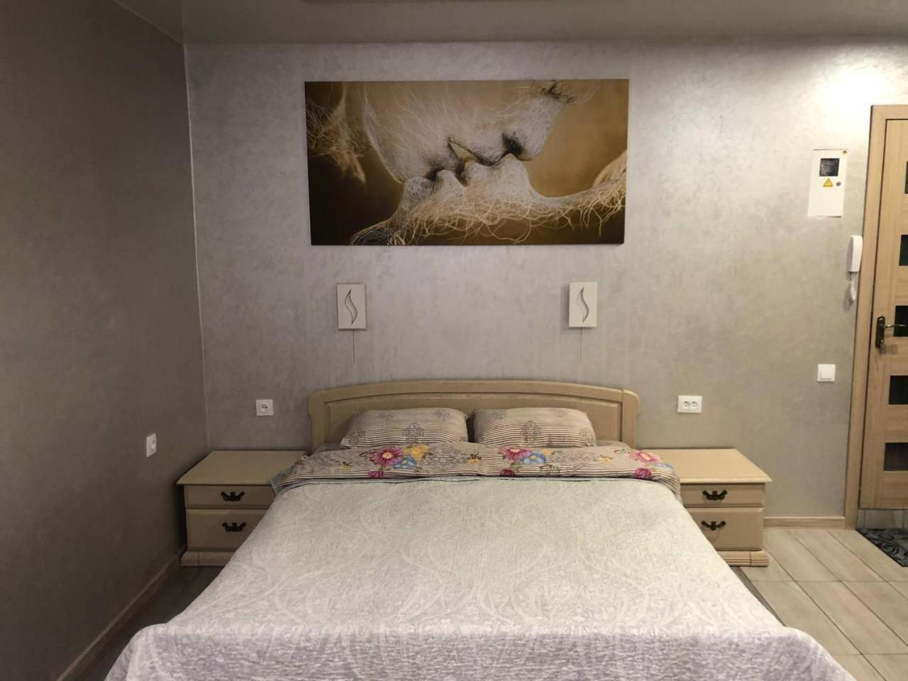 Apartments Апартамент Рабочая 81, Кирова Kirova Dnyipropetrovszk Kültér fotó